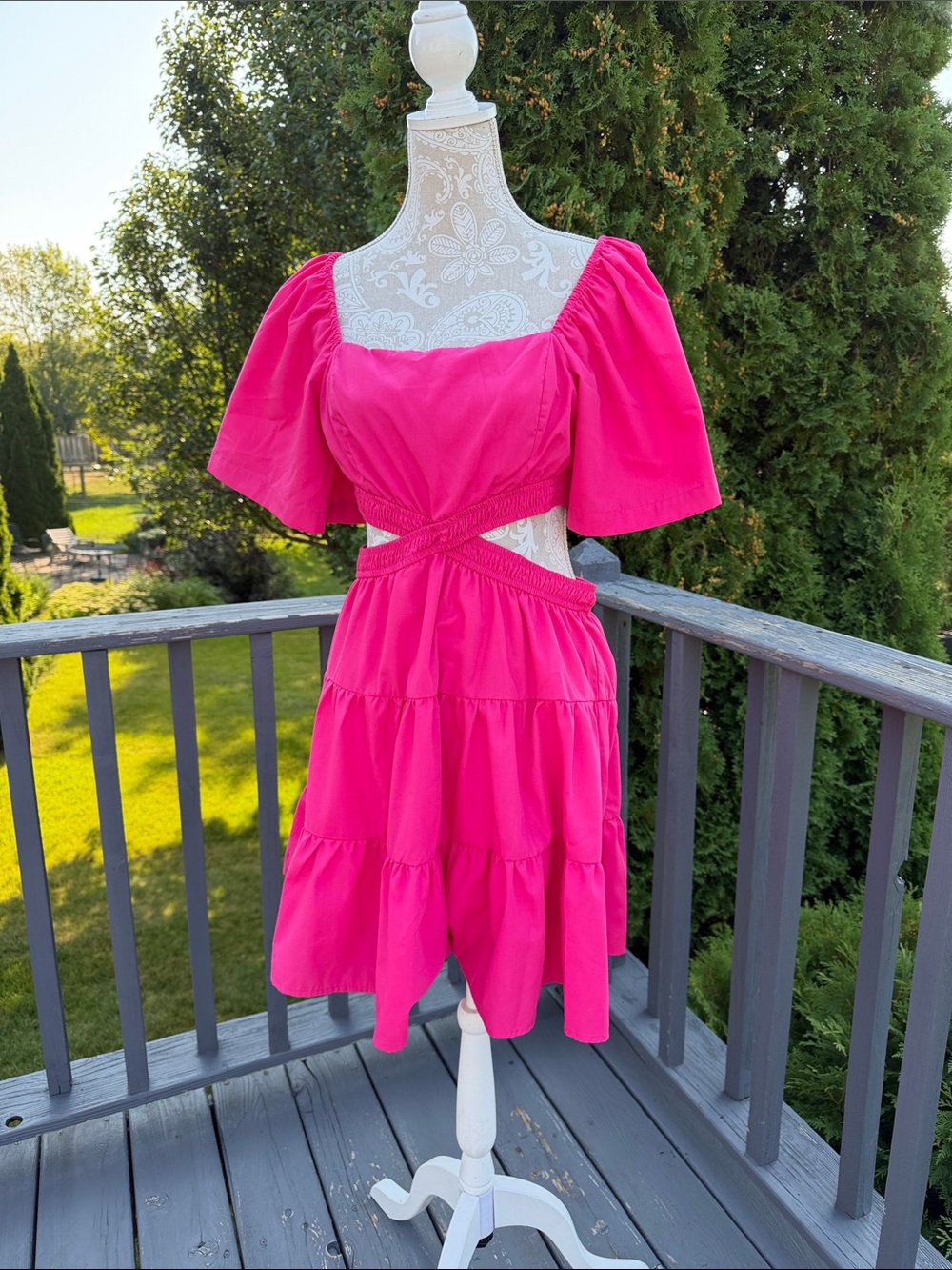 Blu Pepper Hot Pink Square-Neck Tiered Mini Dress sz L